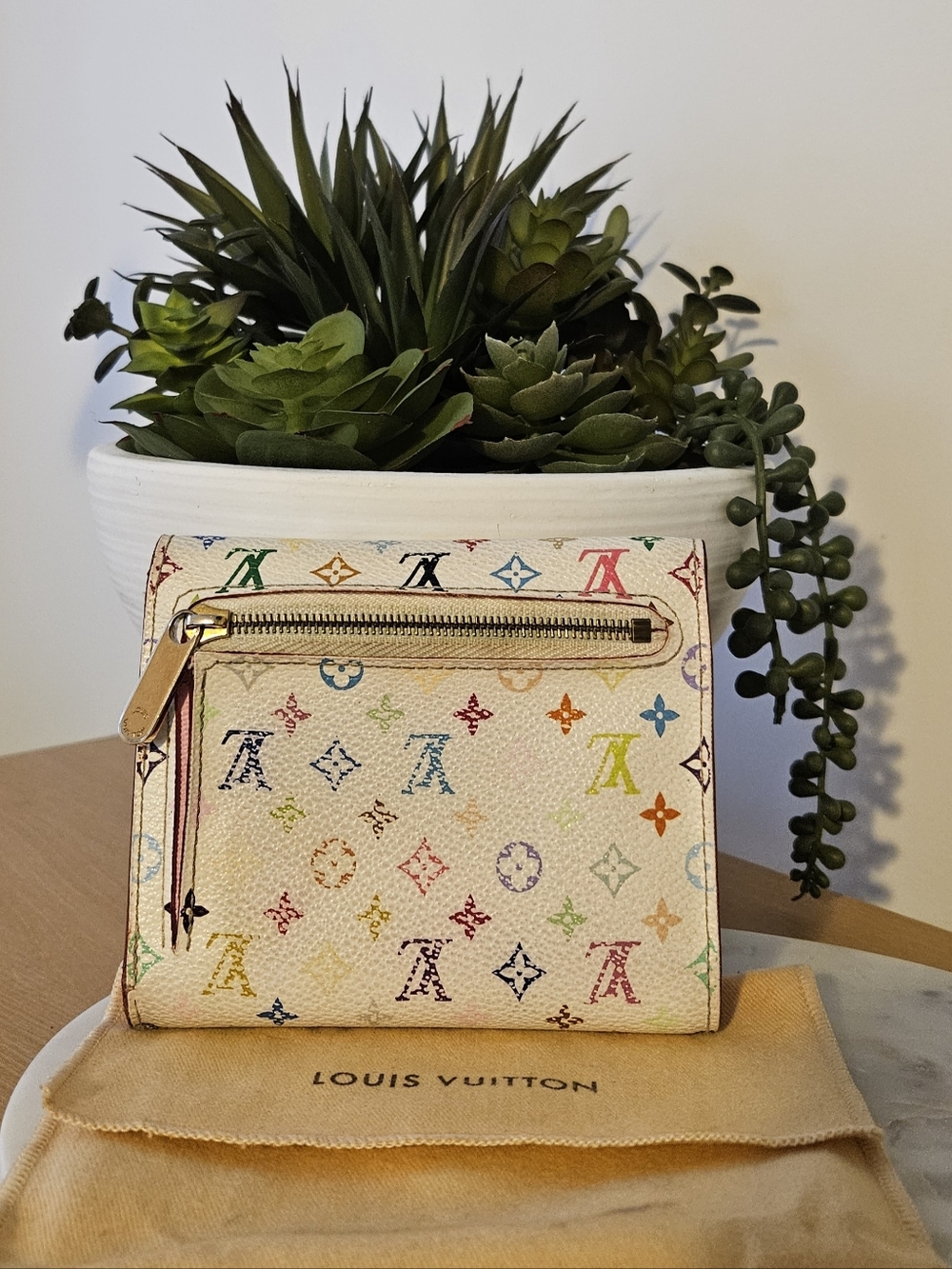 Louis Vuitton x Takashi Murakami White Multicolor Monogram Small Wallet 💖 - Picture 5 of 12